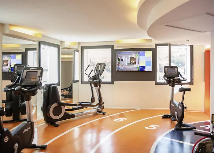 Novotel Lyon Gerland Musee Des Confluences